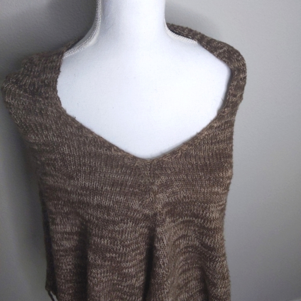 Willow & Clay Brown Poncho Cape Hooded - Picture 5 of 6